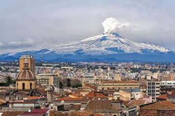 Sicilská sopka Etna